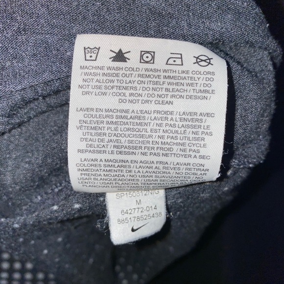 Nike Loose Tee - Picture 6 of 6